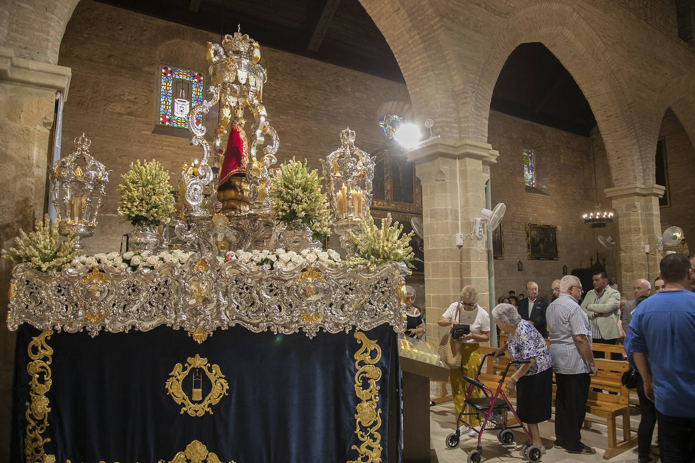 Fotos: La misa del obispo y el ambiente festivo de la Fuensanta en Córdoba