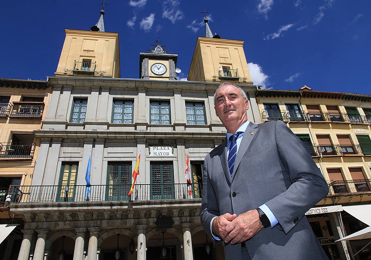 El alcalde de Segovia, José Mazarías