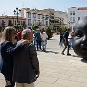 El conjunto artístico 'Día y Noche' de Antonio López se instala en la glorieta 'María Cristina' de Tomelloso
