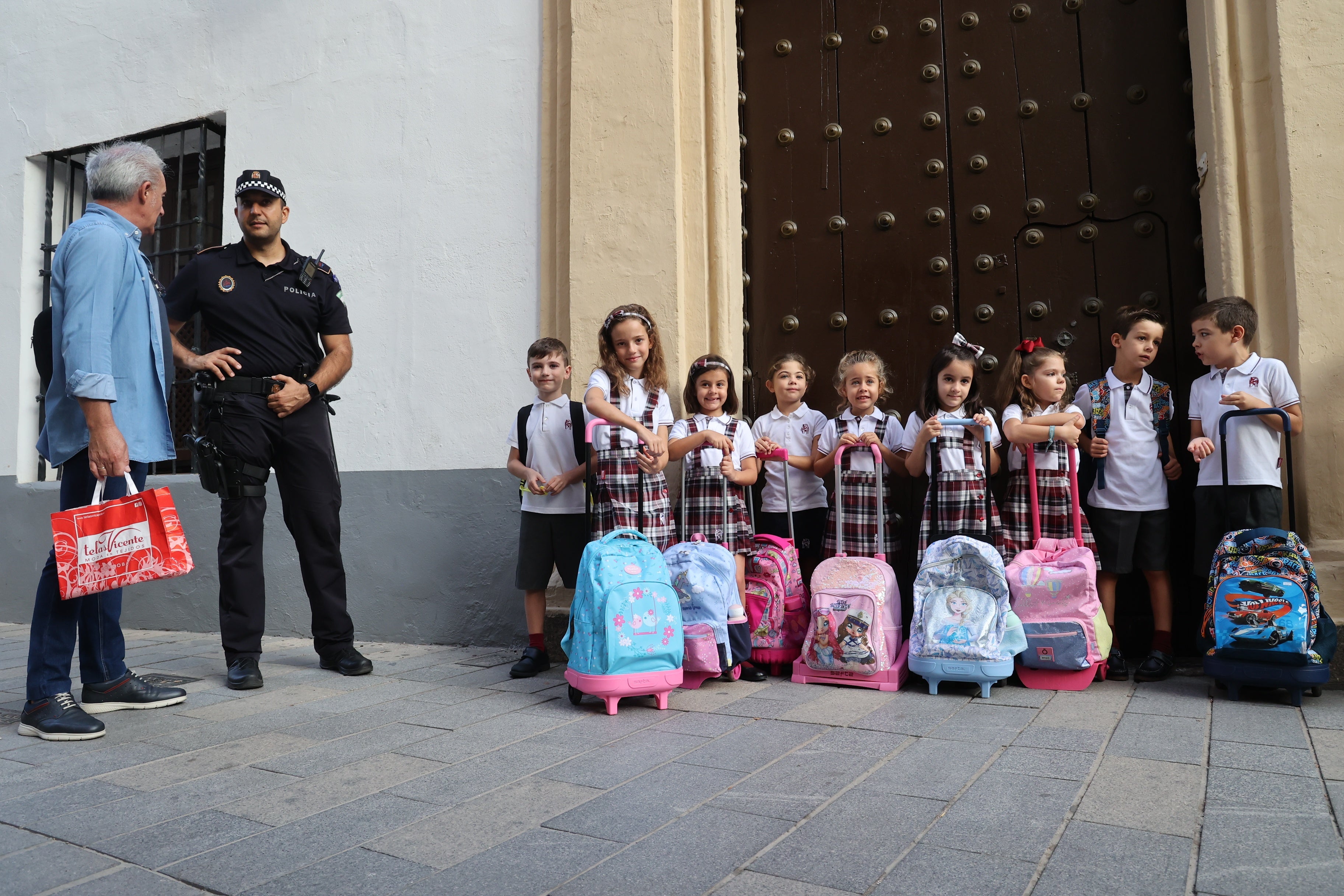 La vuelta al cole 2023 en Córdoba, en imágenes (I)