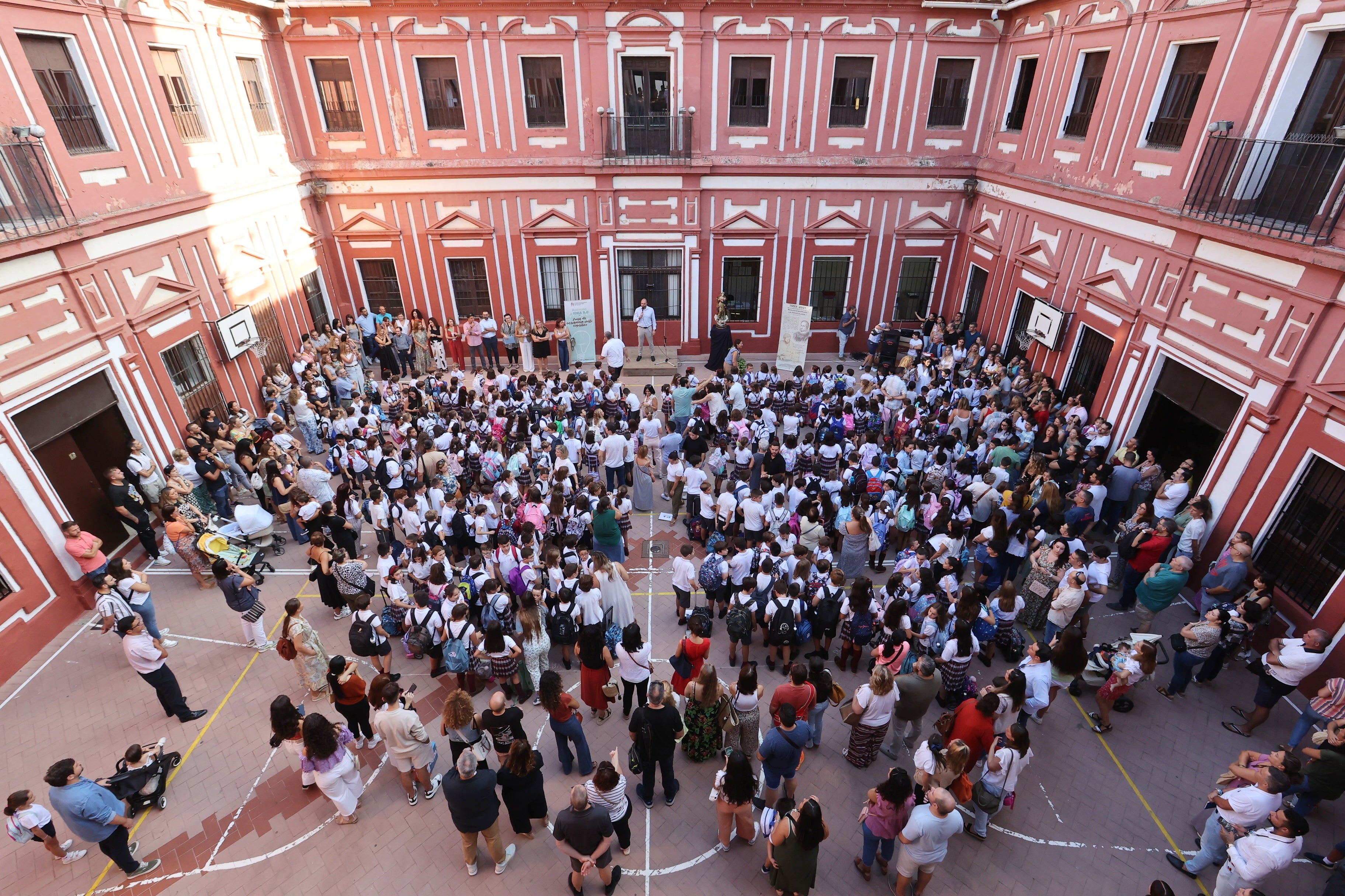 La vuelta al cole 2023 en Córdoba, en imágenes (I)
