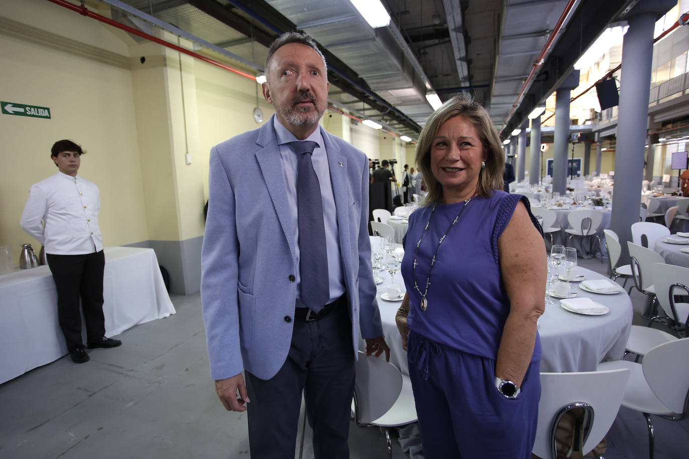  Cristóbal Martínez y María José Flujas