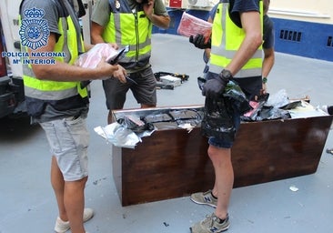 Cae una banda que camuflaba cocaína en muebles simulando mudanzas desde el extranjero