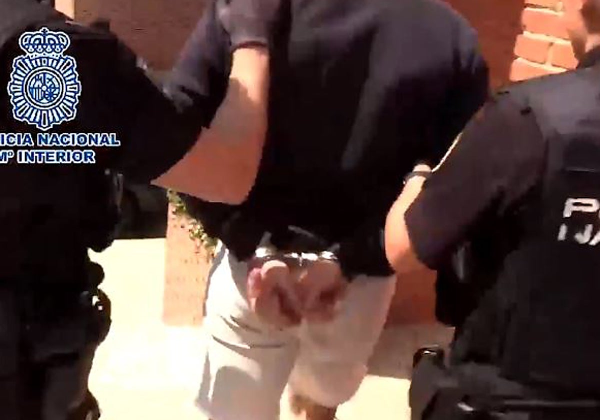 En libertad el hombre detenido por tocar el culo a una reportera en directo