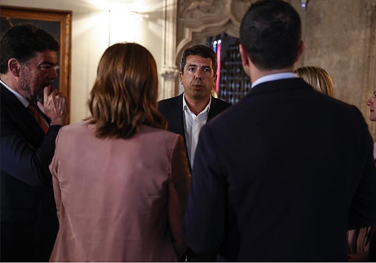 Carlos Mazón, reunido este miércoles con los alcaldes de las principales ciudades de la Comunidad Valenciana y los presidentes de las diputaciones.