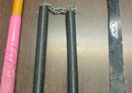 Reyerta 'ninja' en Puente de Vallecas: tres detenidos y dos heridos con 'nunchakos' y machetes
