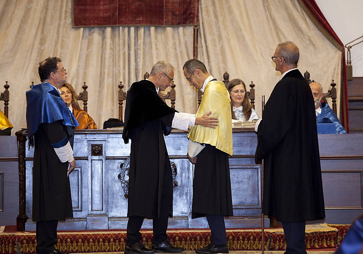 La Universidad de Salamanca inviste doctor 'honoris causa' al médico japonés y premio Nobel en Fisiología o Medicina Shinya Yamanaka