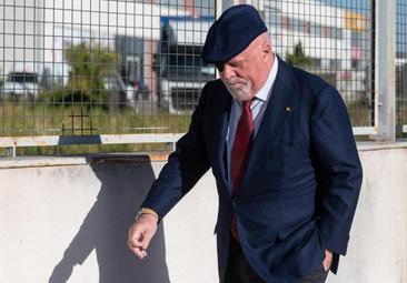El juez del caso Villarejo imputa al primer abogado que tuvo el comisario en la Audiencia Nacional
