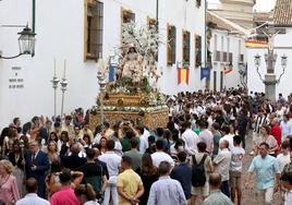 La solemne procesión de la Divina Pastora de Capuchinos de Córdoba, en imágenes