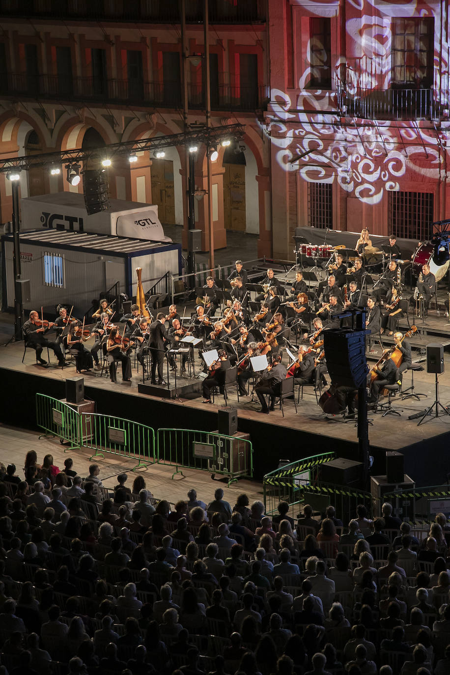 Fotos: La Noche del Patrimonio en Córdoba llena calles, monumentos y museos