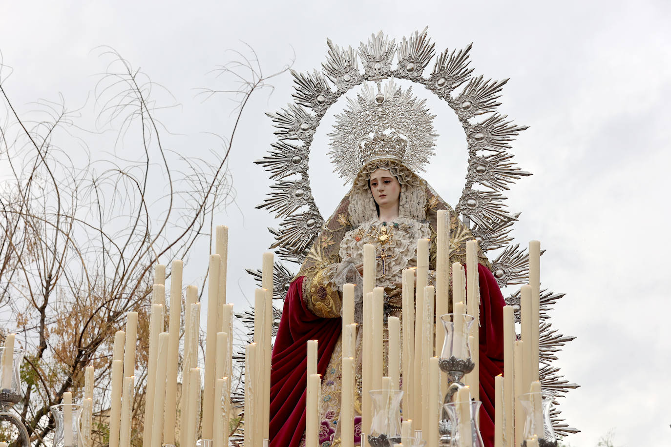 La solemne procesión de la Virgen del Rayo, en imágenes