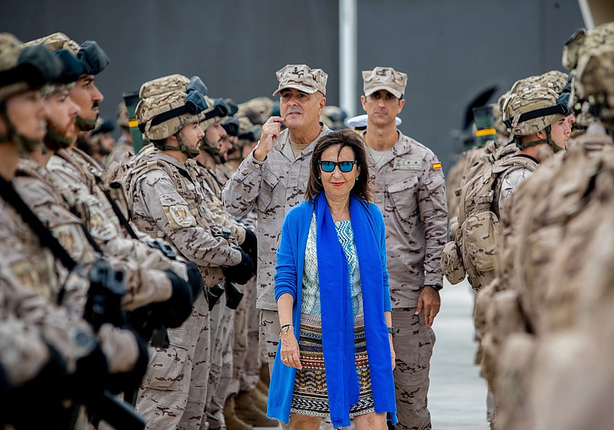 España enviará nuevos vehículos acorazados, misiles y embarcaciones a Ucrania