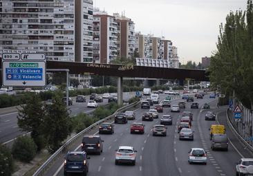 Las restricciones al coche contaminante multiplica por 13 el parque de vehículos con etiqueta Cero en Madrid en 6 años
