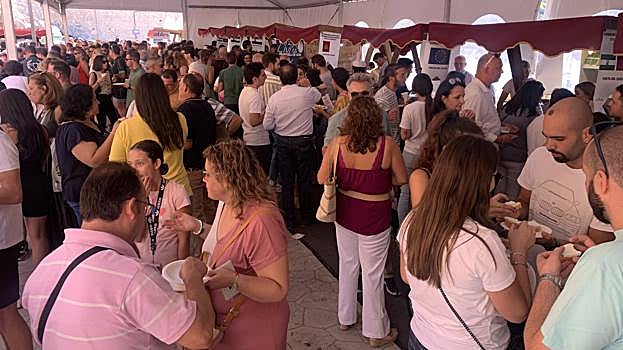 Imagen de la pasada edición de la Feria del Queso de Zuheros
