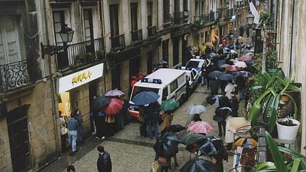 Instante poco después del atentado contra Gregorio Ordóñez