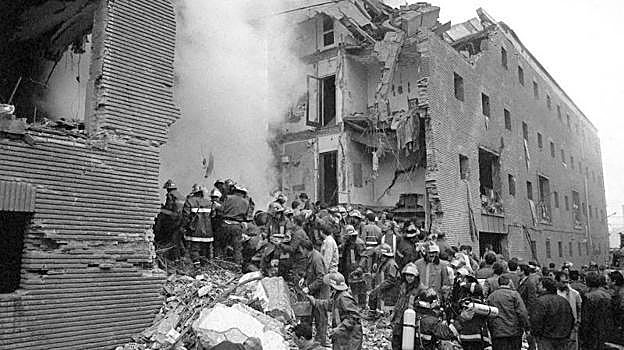 Atentado a la casa cuartel de Zaragoza