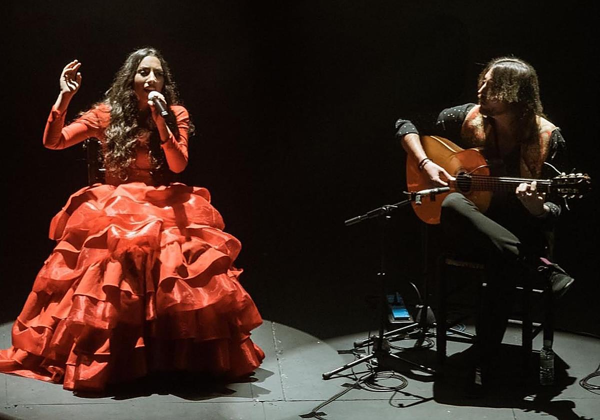 La cantaora María José Llergo, durante un concierto