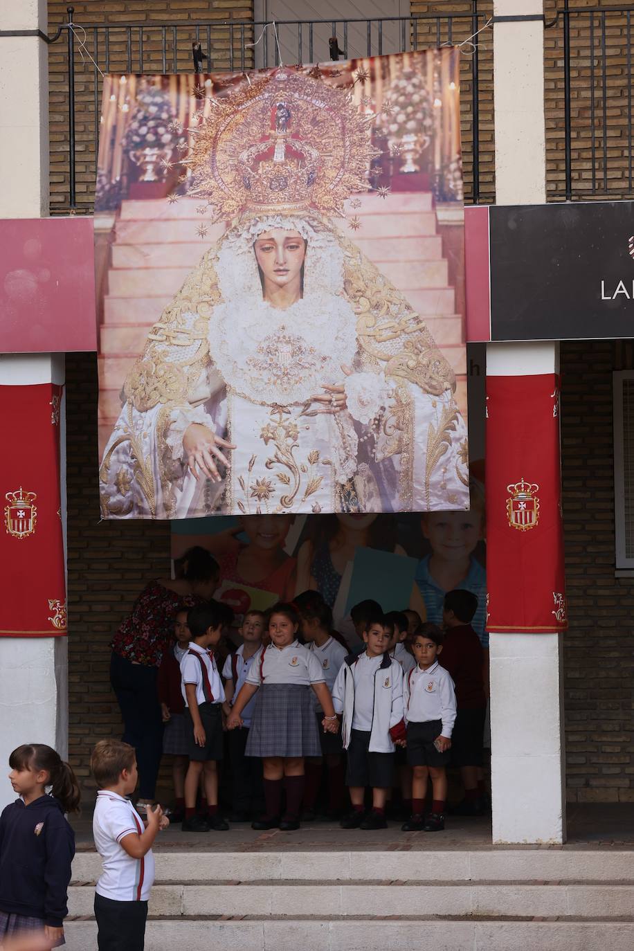 Fotos: La procesión infantil del colegio de las Mercedarias de Córdoba