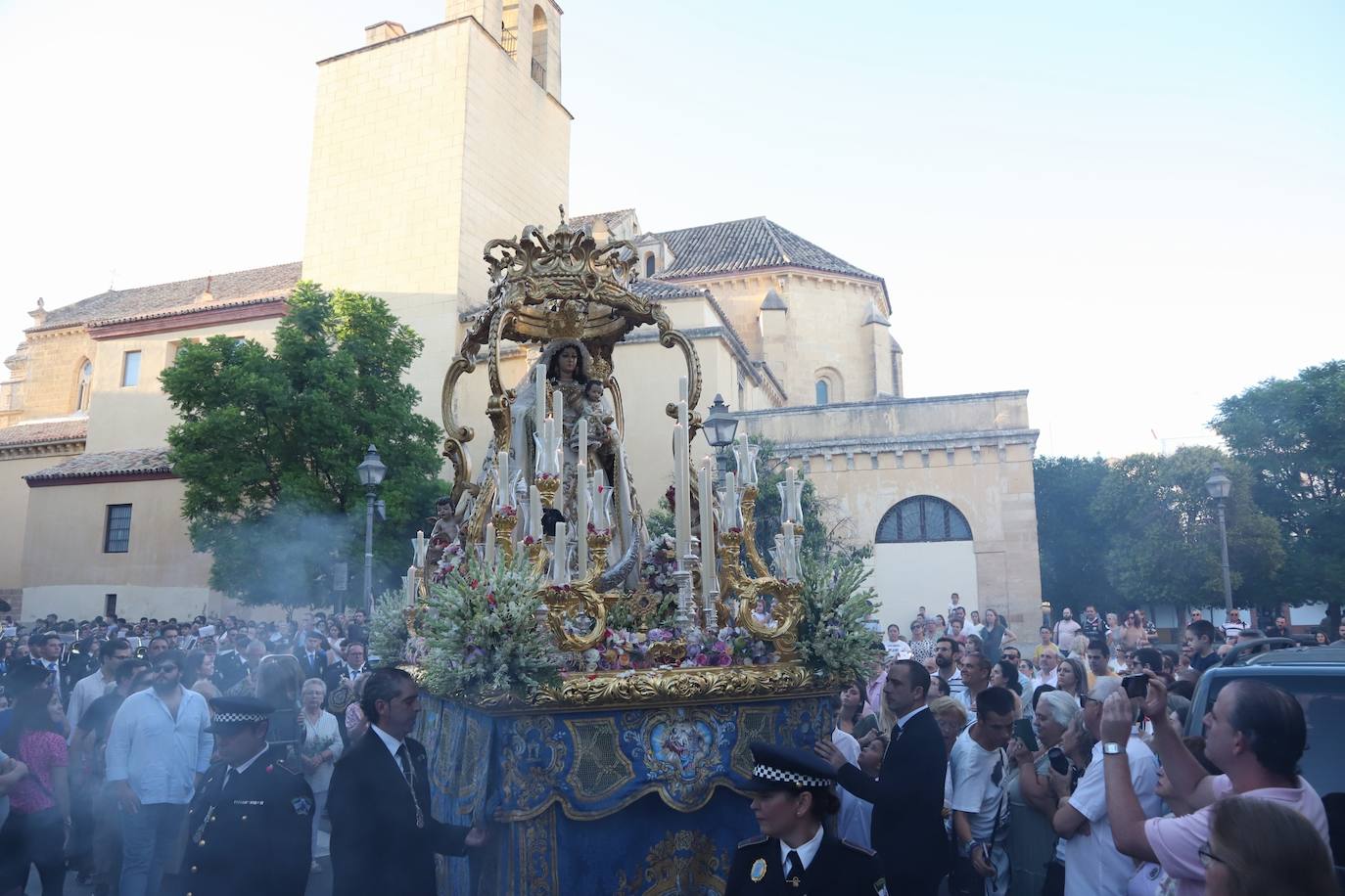 Fotos: la festiva procesión de Nuestra Señora del Socorro