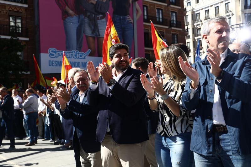 Los presidentes territoriales del PP también se han desplazado hasta Madrid para arropar a su candidato