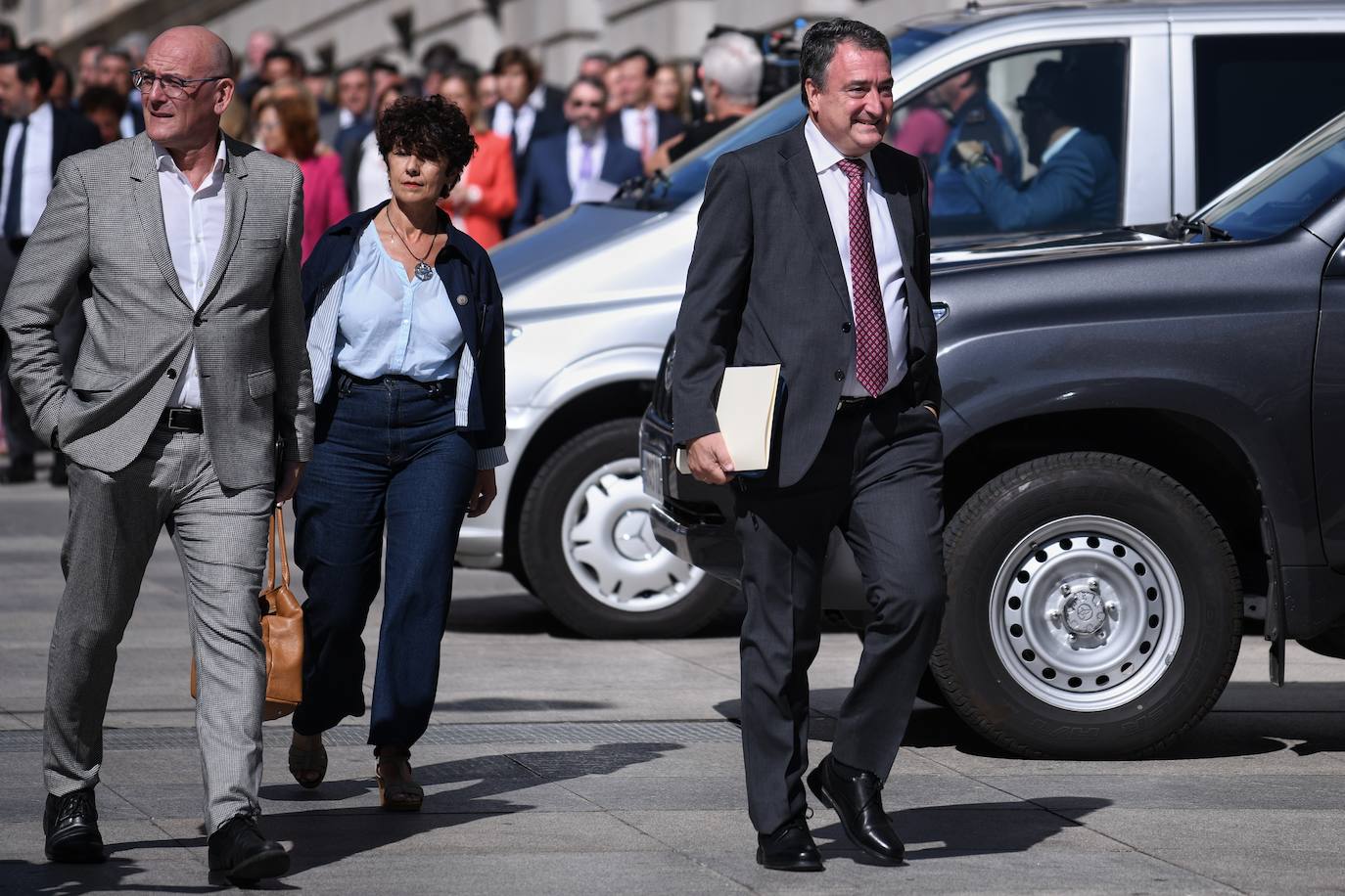 El portavoz del PNV, Aitor Esteban , a su llegada a la primera sesión del debate de investidura del líder del PP