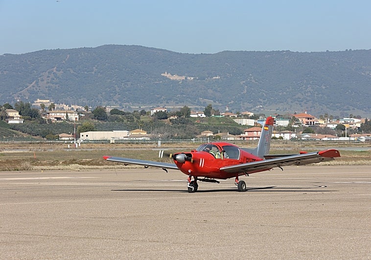 Una avioneta, en el aeropuerto de Córdoba