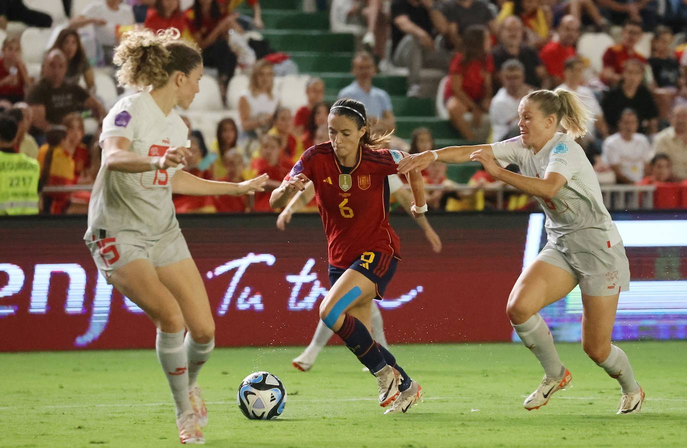 Fotos: La goleada de España a Suiza en El Arcángel