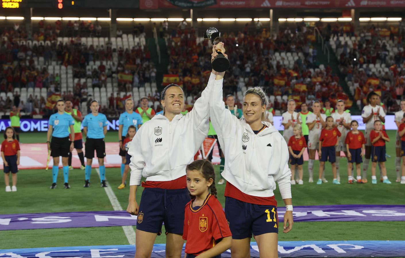 Fotos: La goleada de España a Suiza en El Arcángel