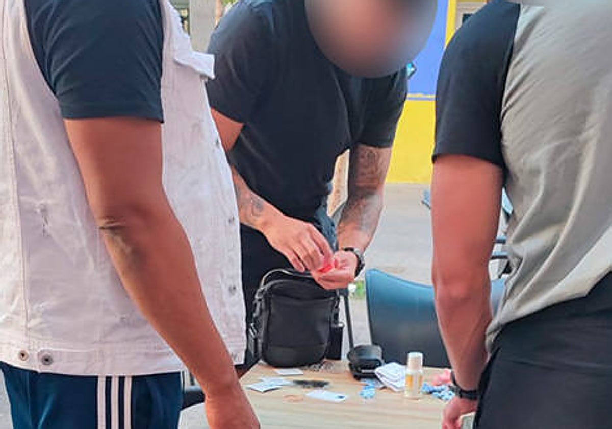 El sujeto detenido en Tetuán con las pastillas incautadas