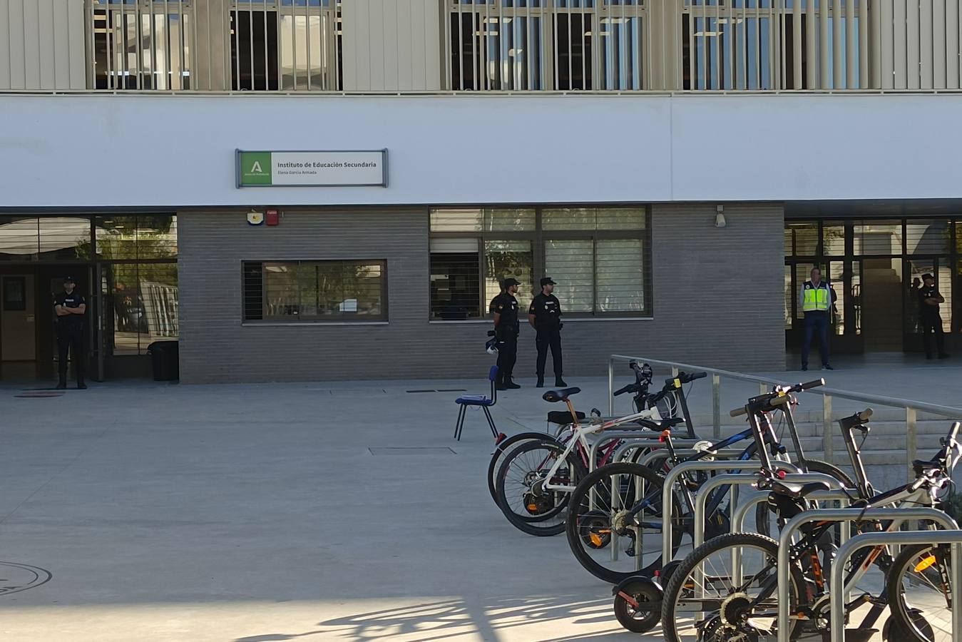 Vista del Instituto de Educación Secundaria (IES) Elena García Armada de Jerez de la Frontera (Cádiz) donde un menor ha herido a tres profesores y a dos alumnos 