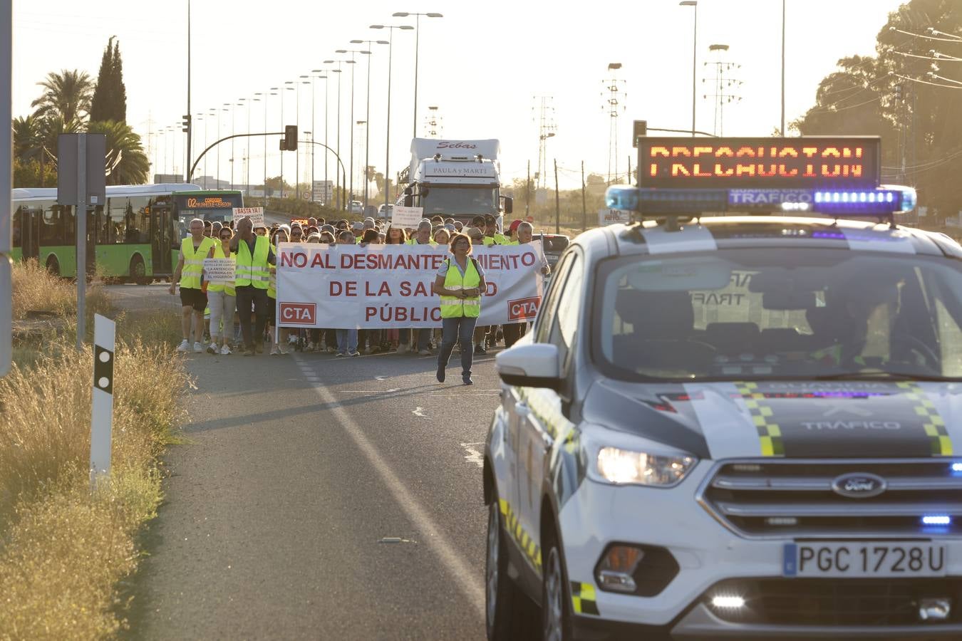 Fotos: Vecinos de El Higuerón piden una consulta de salud provisional