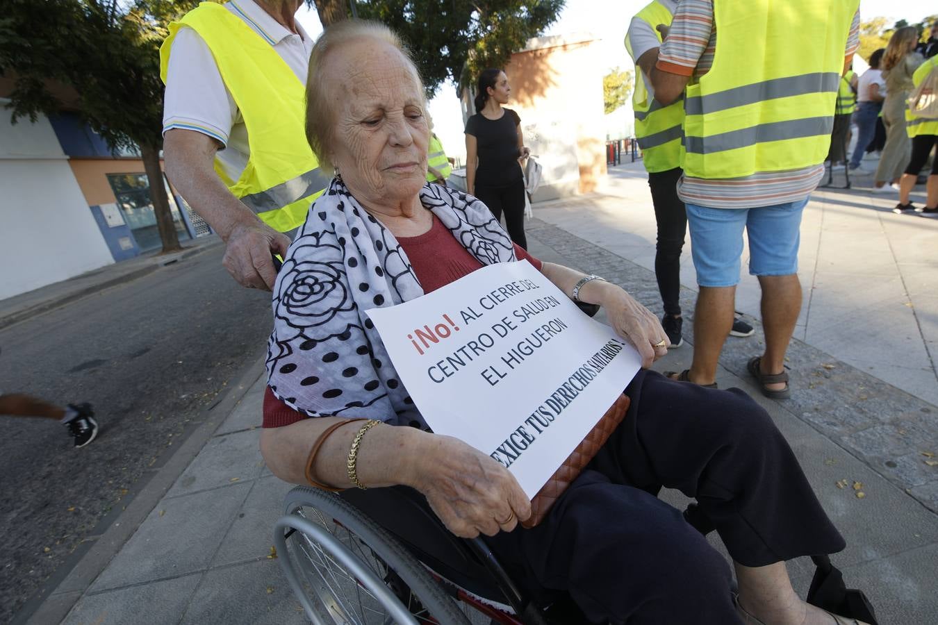 Fotos: Vecinos de El Higuerón piden una consulta de salud provisional