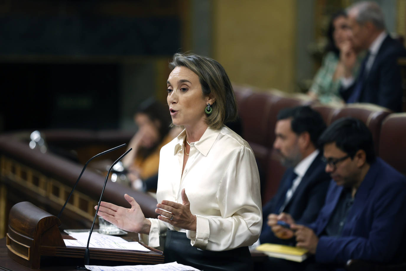 La portavoz del PP en el Congreso, Cuca Gamarra interviene en el debate previo a la segunda votación de la investidura