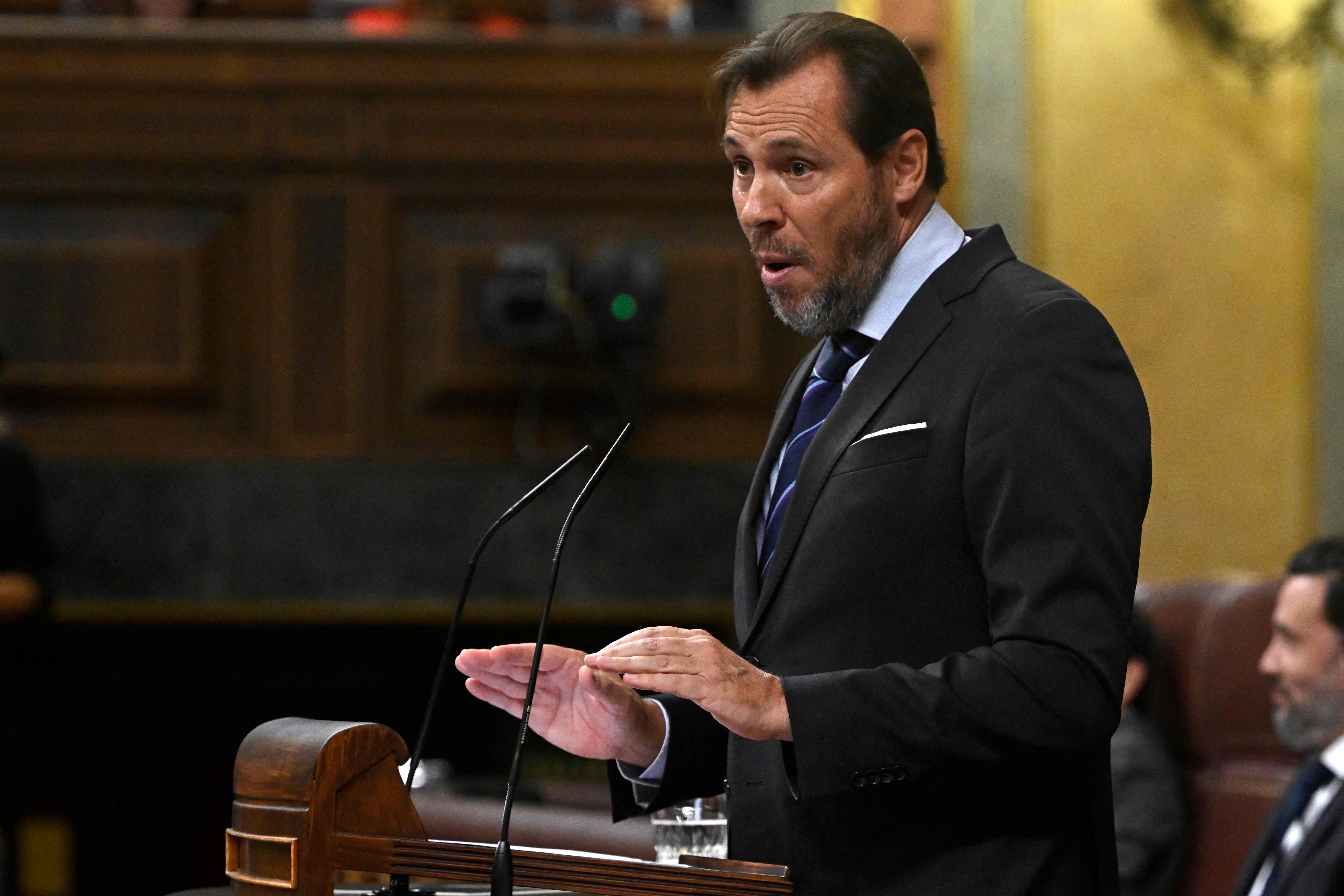 El diputado socialista Óscar Puente en su intervención al segundo debate de investidura del líder del PP 