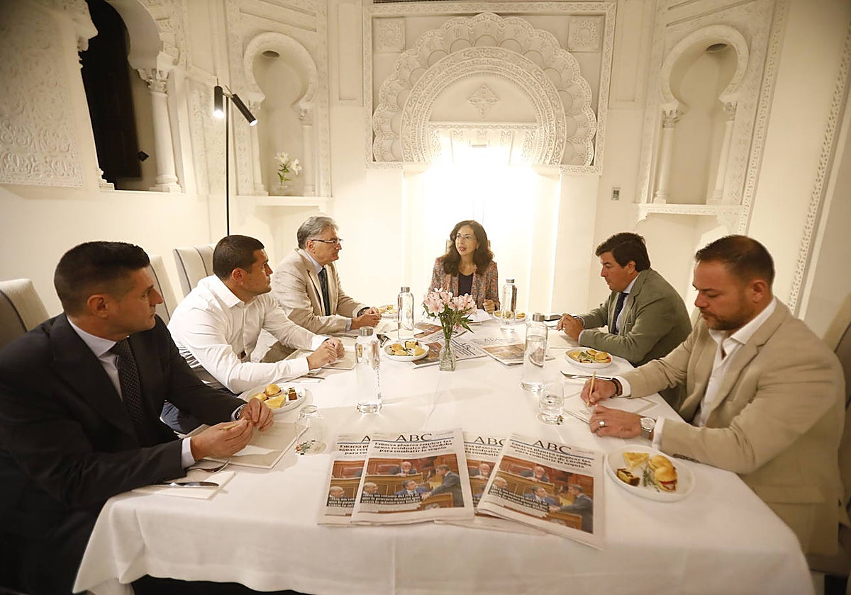 Un instante de la mesa de redacción de ABC sobre economía circular en el Hotel Hospes Palacio del Bailío