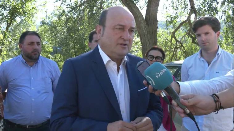 Ortuzar afirma que quienes niegan la Ley de Memoria Democrática "son incompatibles con el PNV"