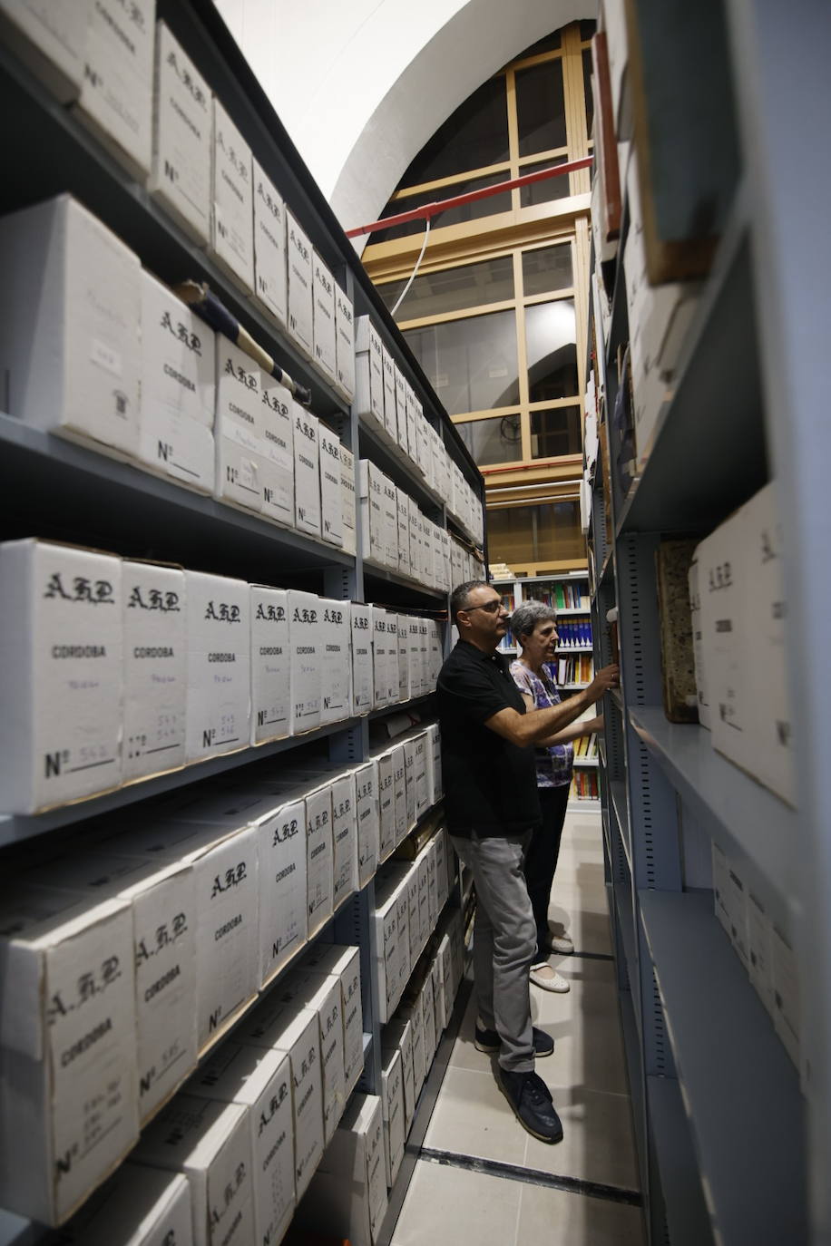 Fotos: Así se trabaja en las entrañas del Archivo Histórico de Córdoba