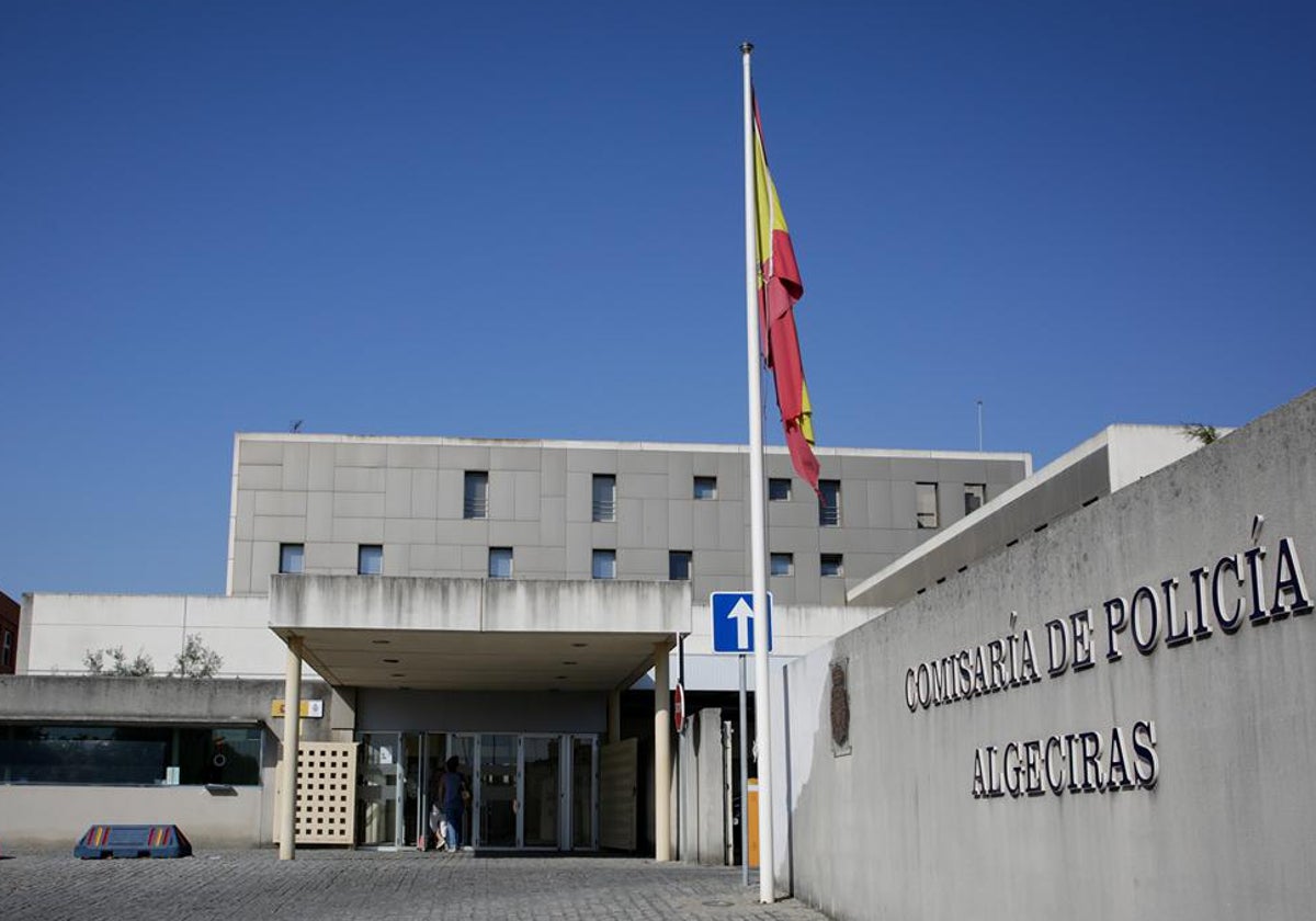 Imagen de la comisaría de la Policía Nacional de Algeciras