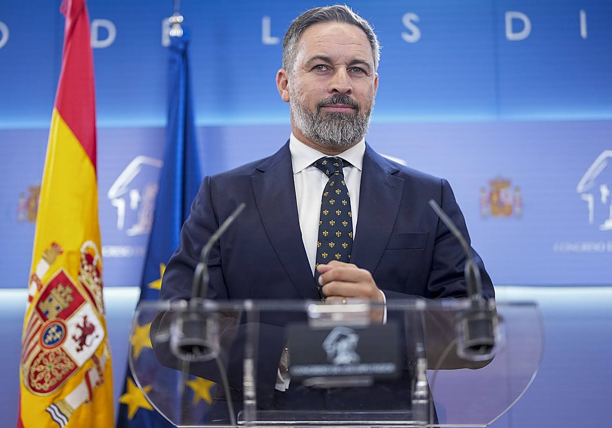 El presidente de Vox, Santiago Abascal, este lunes, tras reunirse en Zarzuela con el Rey Felipe VI