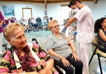 Comienza la vacunación conjunta de gripe y Covid en Castilla y León: quién puede pedir cita y cómo solicitarla