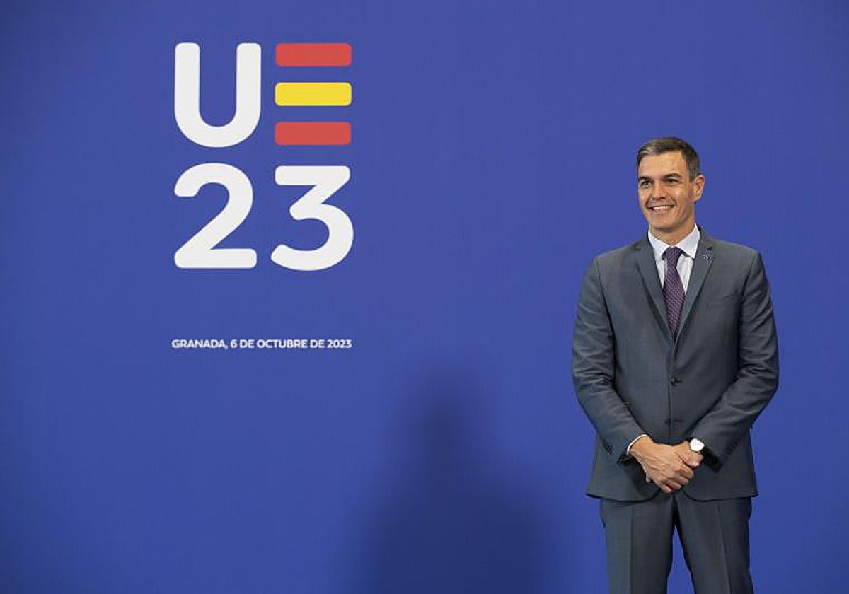 Pedro Sánchez durante la cumbre de líderes europeos por la presidencia española del Consejo de la UE