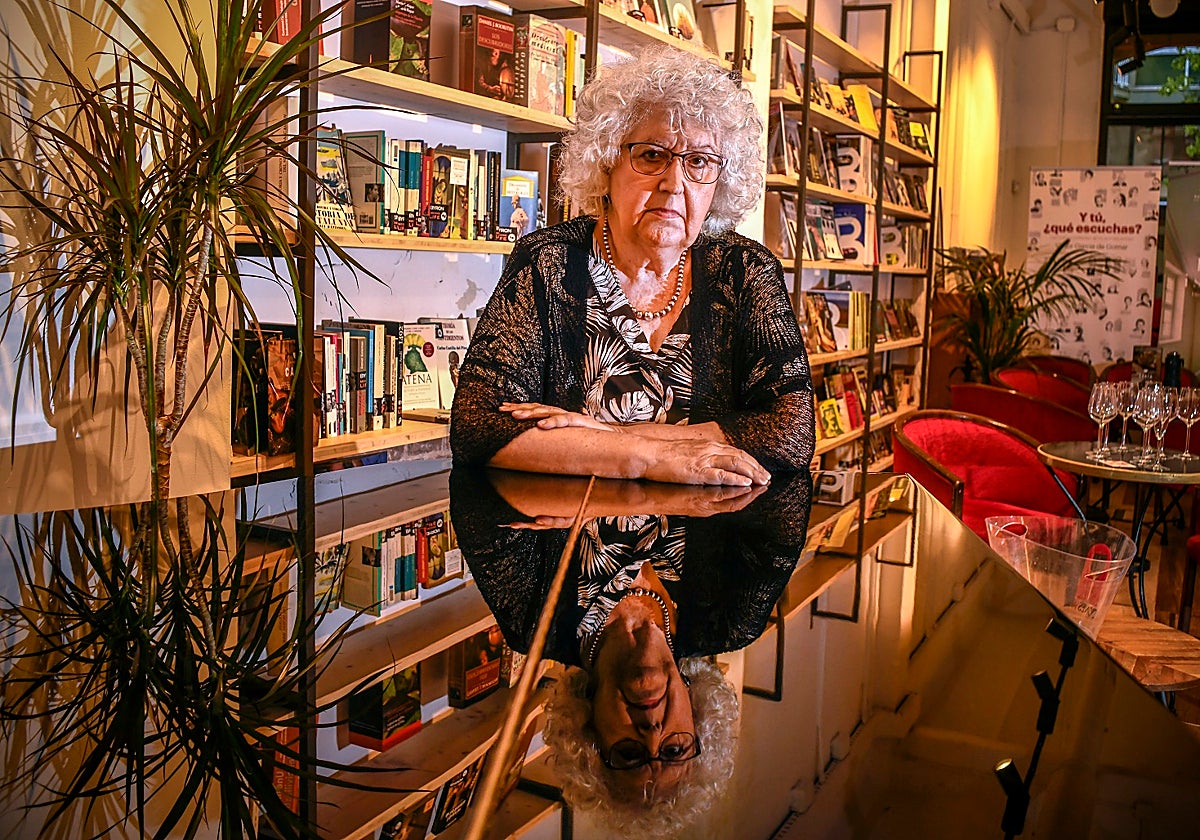 La catedrática Teresa Freixes