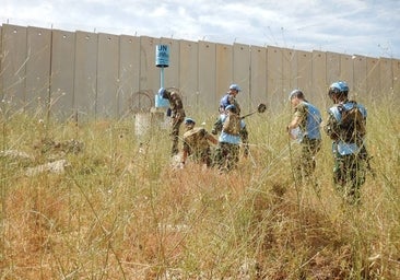 Unos 650 militares españoles, en «alerta» en la frontera entre Israel y Líbano