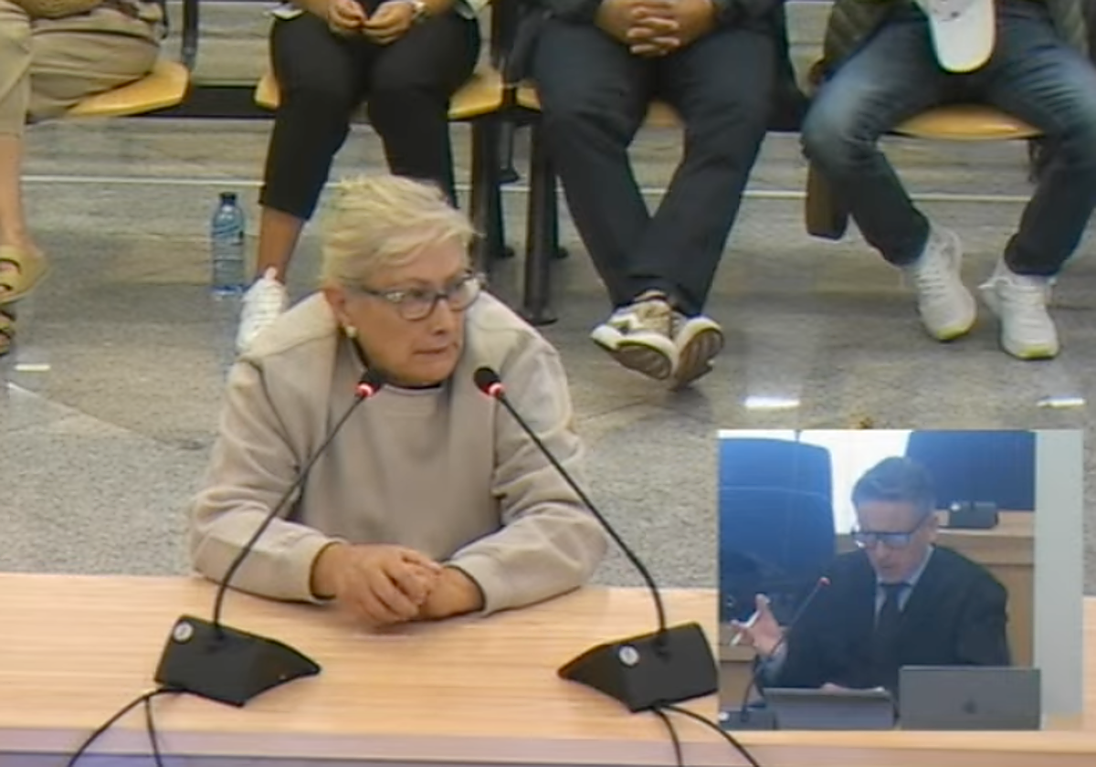 Teresa Charlín Pomares responde a su defensa en el juicio
