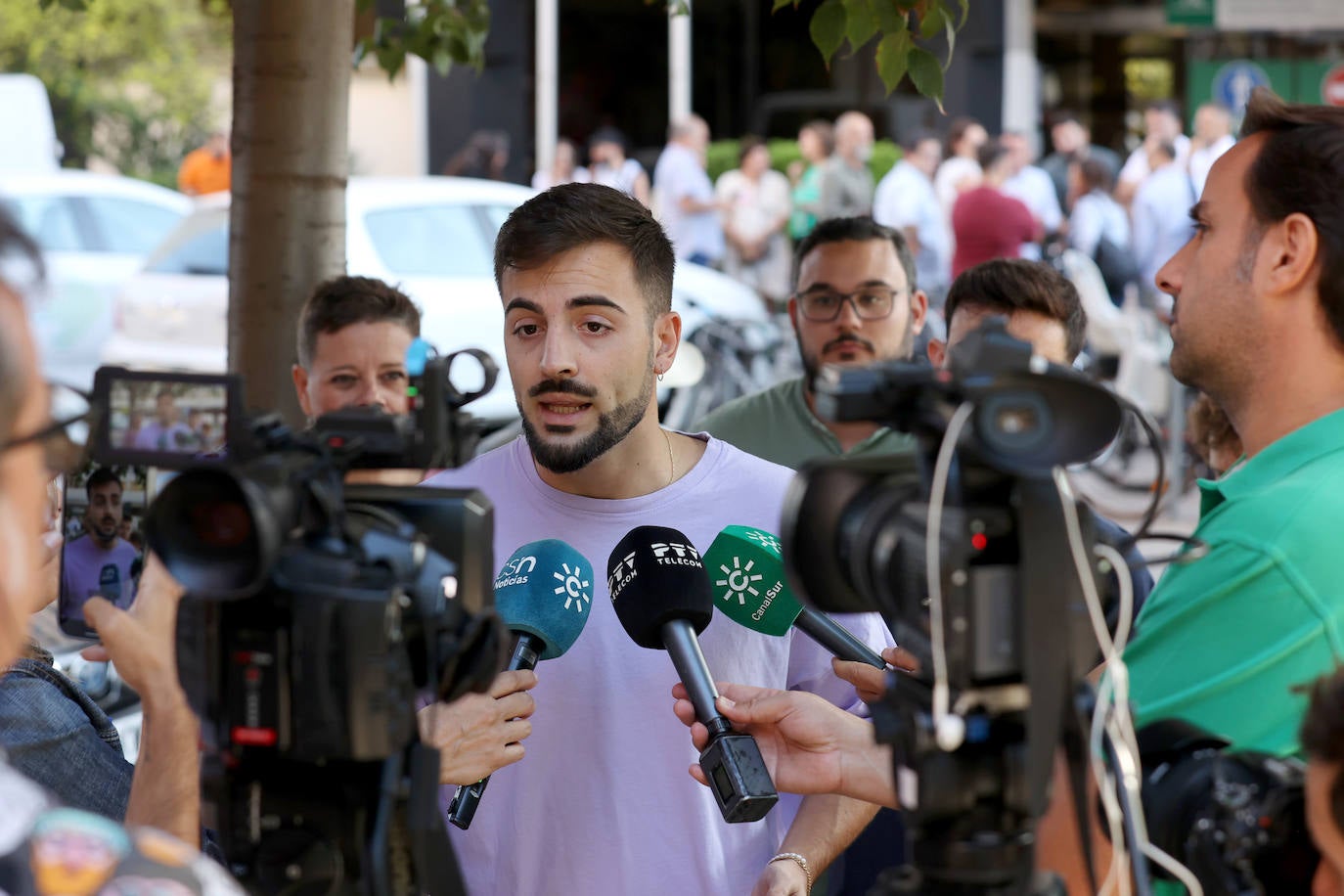 Fotos: La protesta por el retraso en el cobro del bono de alquiler joven