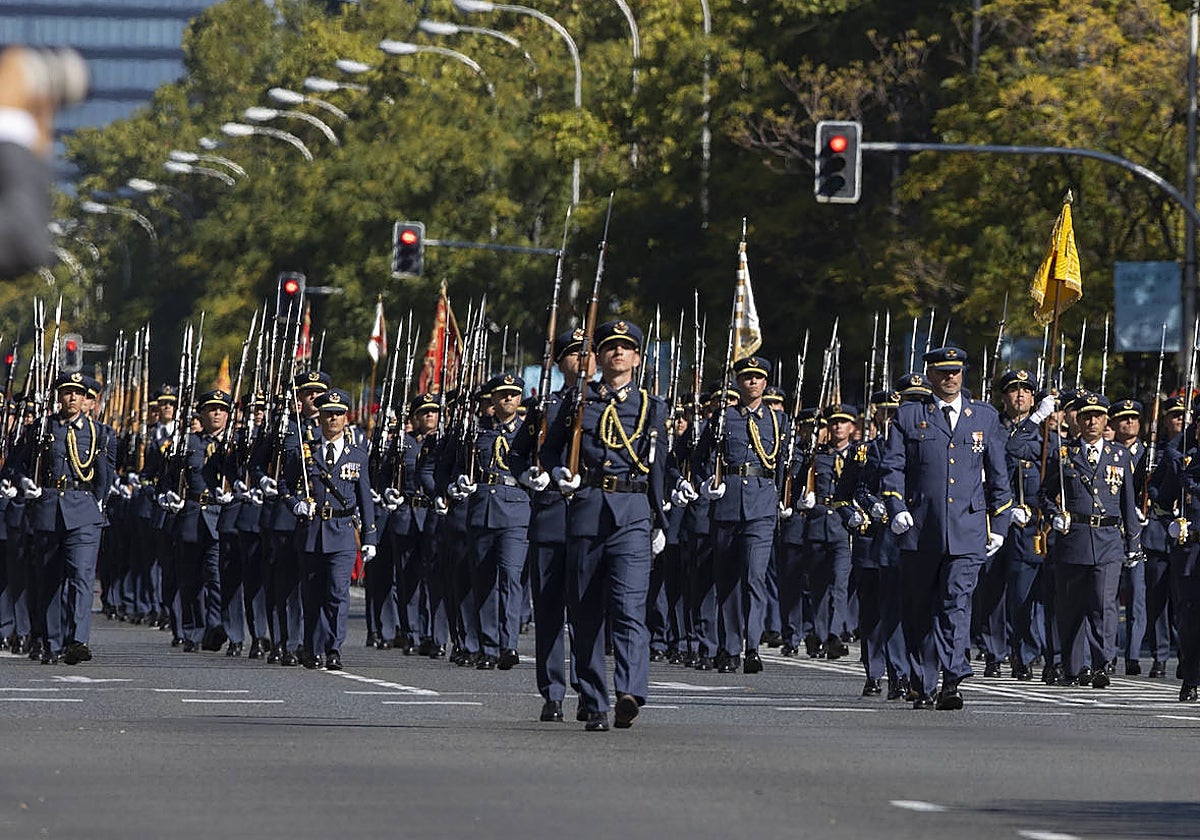 El desfile militar del Día de la Hispanidad, en el paseo de la Castellana, en 2022