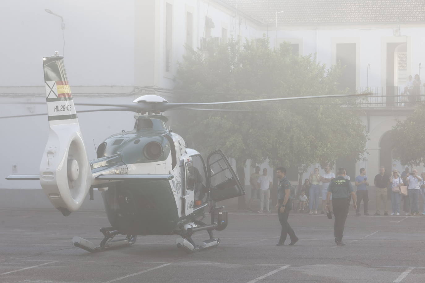 Fotos: los más pequeños disfrutan con la exposición de medios de la Guardia Civil de Córdoba