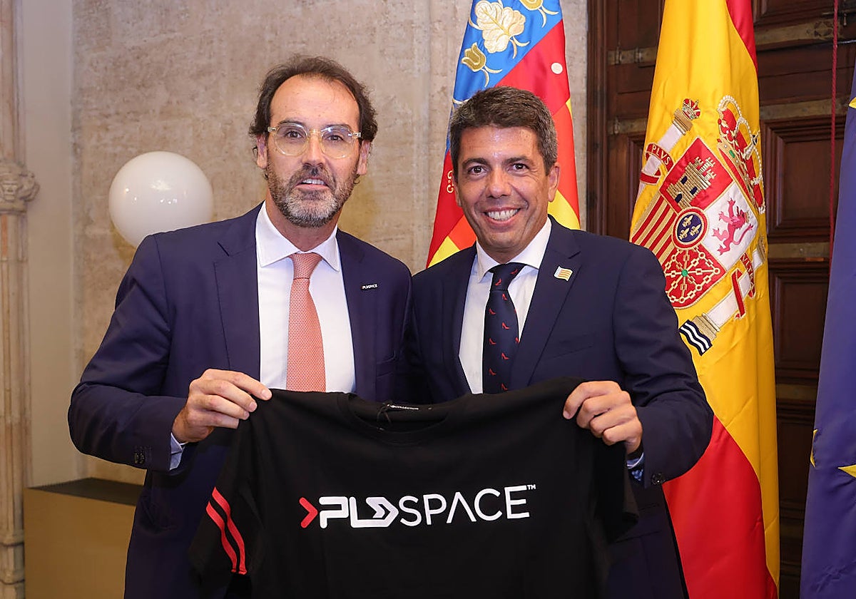 El presidente de la Generalitat, Carlos Mazón, y el presidente ejecutivo de PLD Space, Ezequiel Sánchez