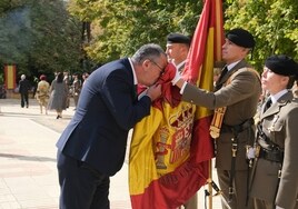 La jura de bandera en Cabra une a 350 personas en la lealtad a España