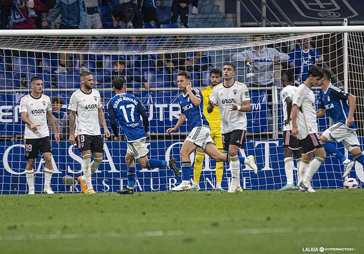 Borja Bastón y Paulino (doblete) marcaron los goles del Oviedo